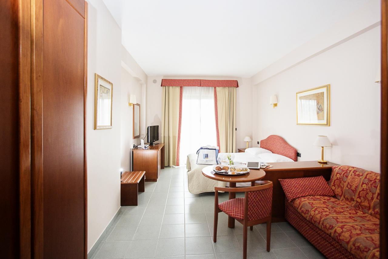 Hotel Fontana Olente Ferentino Esterno foto